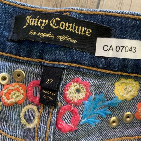 JUICY COUTURE- floral embroidered jean shorts - Picture 9 of 9